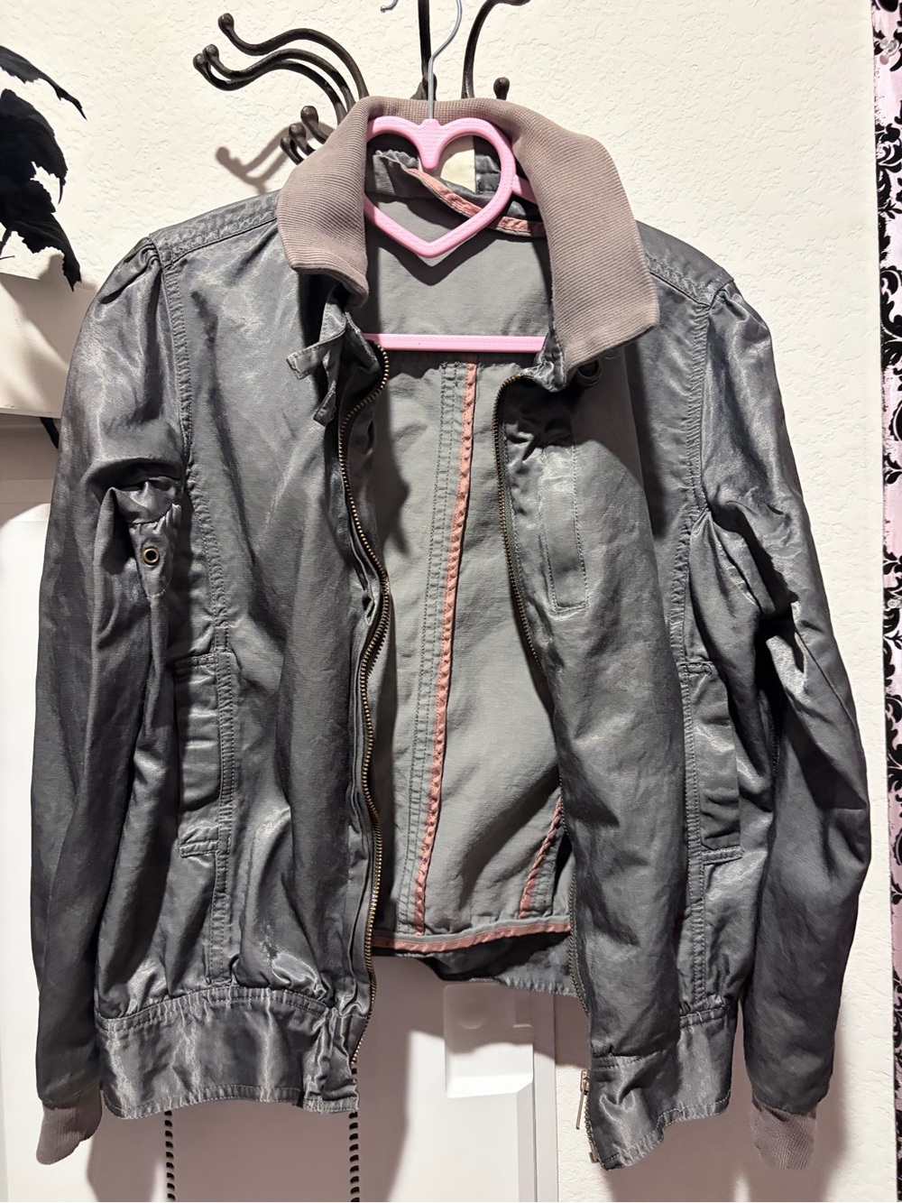 Vintage 80’s Grey satin jacket.